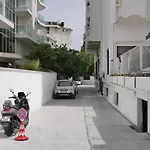 Hotel Oasis 3*