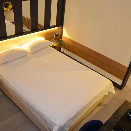 Hotel Oasis