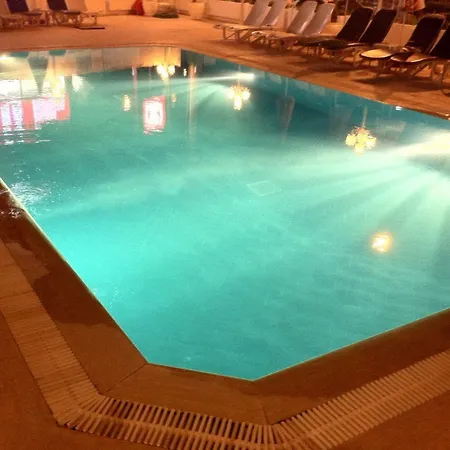 Ξενοδοχείο Oasis 3*