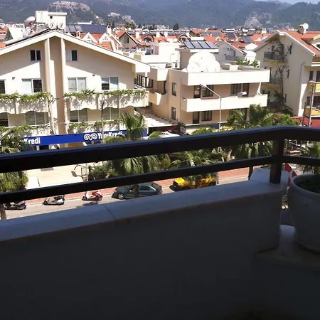 Oasis Hotel