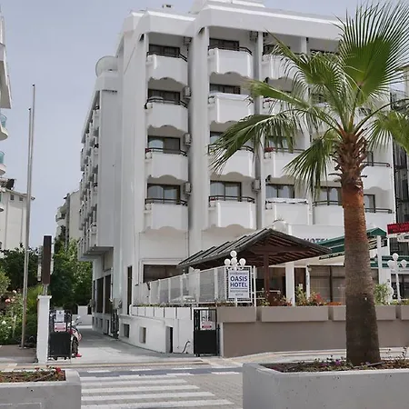 ホテル Oasis 3*