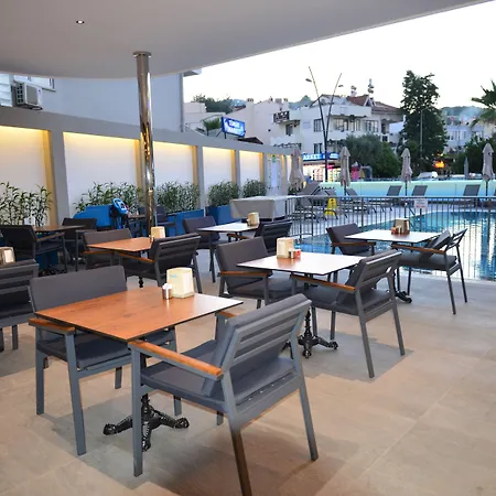 Oasis 3* Marmaris