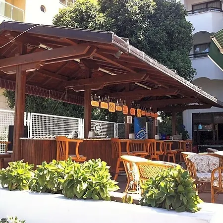 Hotel Oasis 3*
