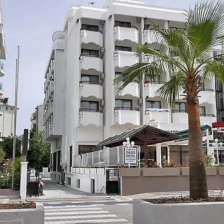 Oasis Hotel
