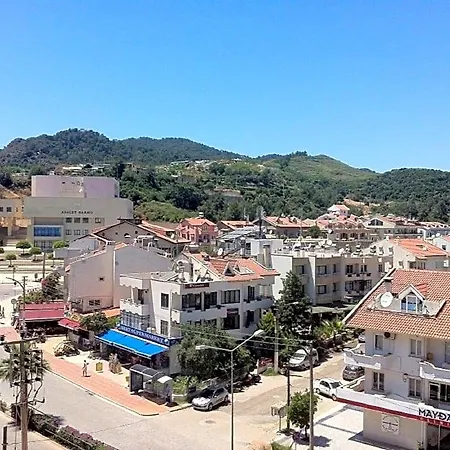Oasis Hotel