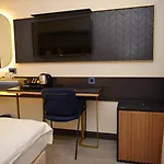 Oasis 3*