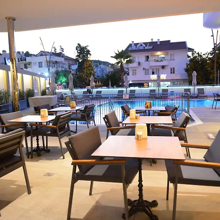 Отель Oasis Мармарис